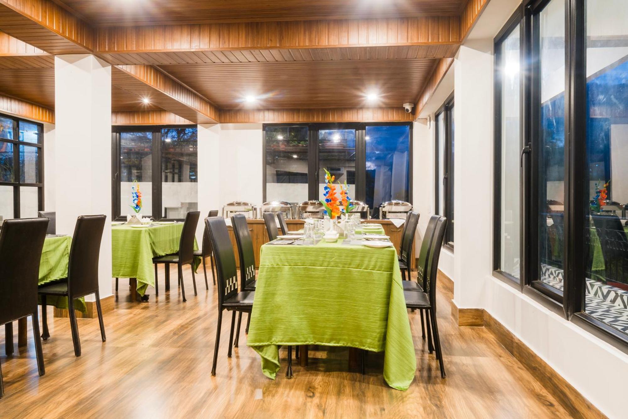 Sparrow Cherry Resort 2 Min Walk To Mg Marg Gangtok Luaran gambar